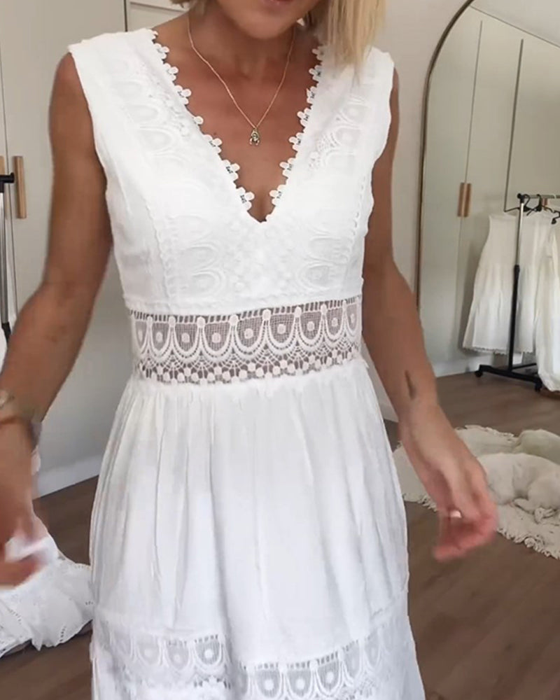 Robe débardeur en dentelle avec décolleté en V