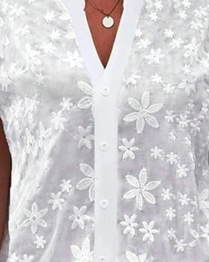 Blouse à manches courtes et décolleté en V