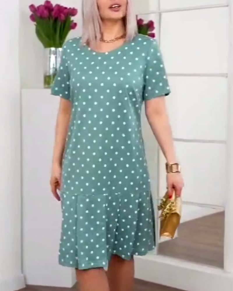 Robe décontractée à manches courtes avec imprimé à pois